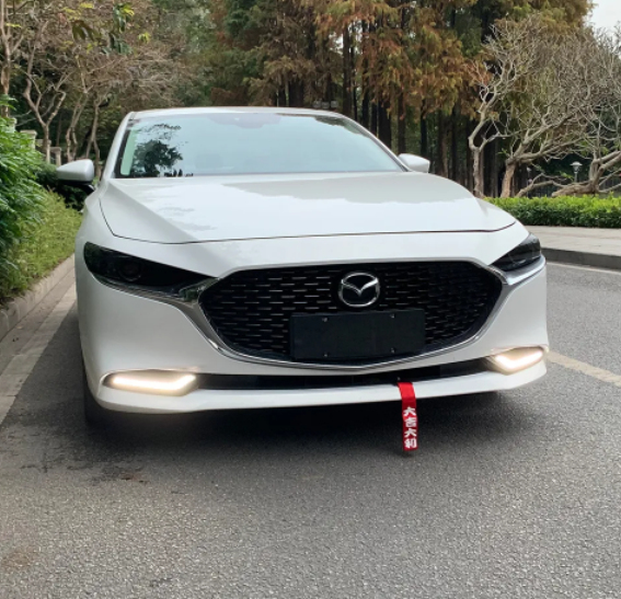  KEEN New For Mazda 3 Axela 2019 2020 LED Car DRL Dynamic Turn Yellow Signal Fog Lamp Cover LED Daytime Running Lights headlight