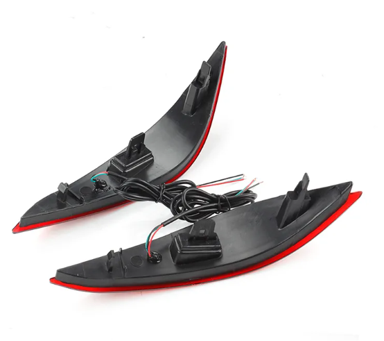  KEEN Super Bright Automobiles 12V Red Lens LED Brake Lights For RUSH 2018 2019 Car Tail Reflector Bumper Light
