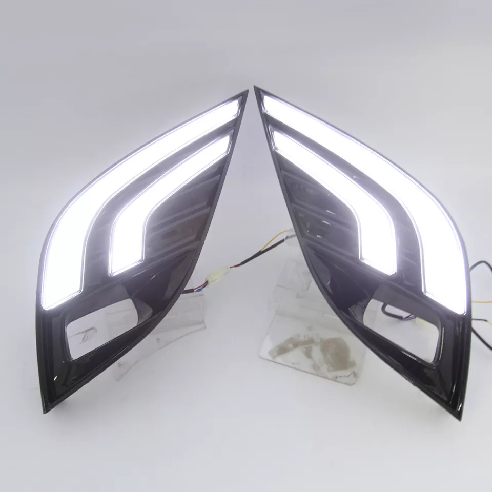 KEEN Hot Sale LED Daytime Running Lamp for Toyota Camry 2018-2019 led DRL with Yellow Turning Driving Fog Lamp